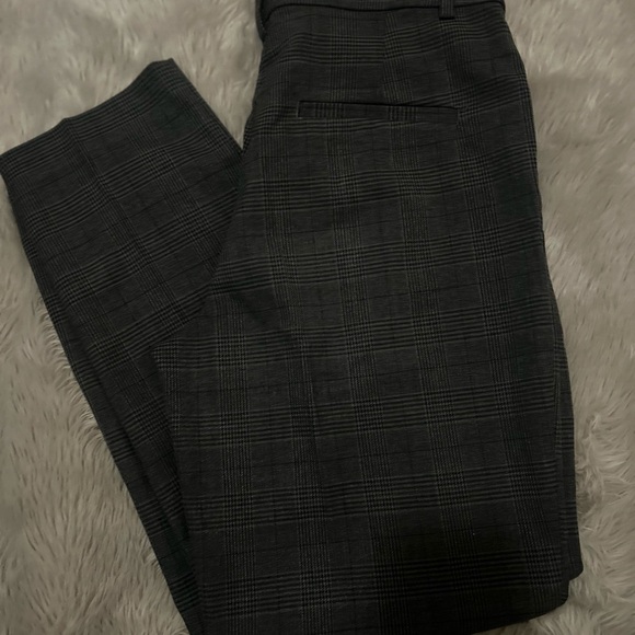 Elegant Gray Women's Pants - Picture 2 of 2